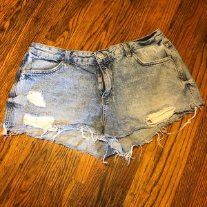 Top shop Moto Cory distressed jean shorts